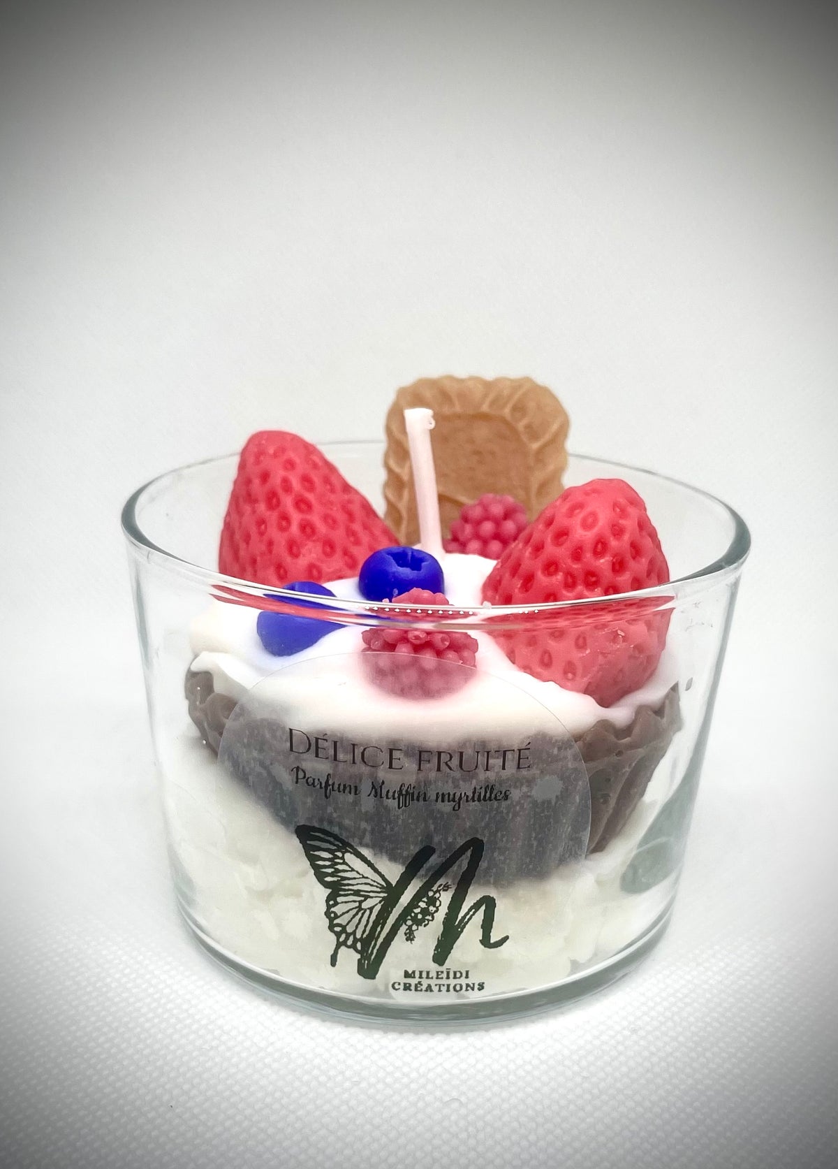 Bougie artisanale Délice Fruité parfum muffin myrtille avec fruits rouges