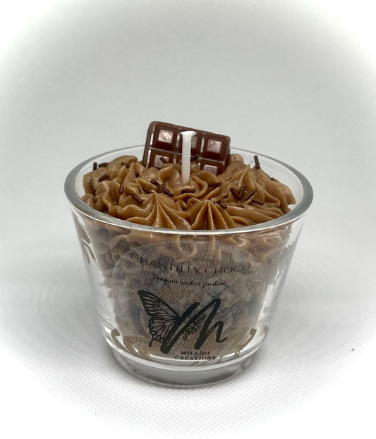Bougie artisanale Chantilly Choco parfum rocher praliné avec chantilly crémeuse fait main
